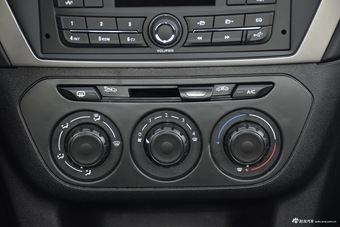 2016款标致301 1.6L手动舒适版 