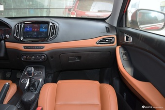 2016款瑞虎7 1.5T手动耀领版