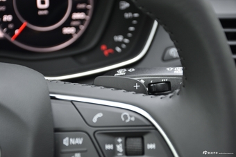 2018款奥迪Q5L 2.0T自动45 TFSI尊享风雅型