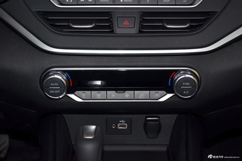 2019款天籁2.0L自动XL舒适版