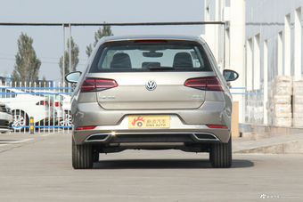 2018款高尔夫1.4T自动豪华型230TSI
