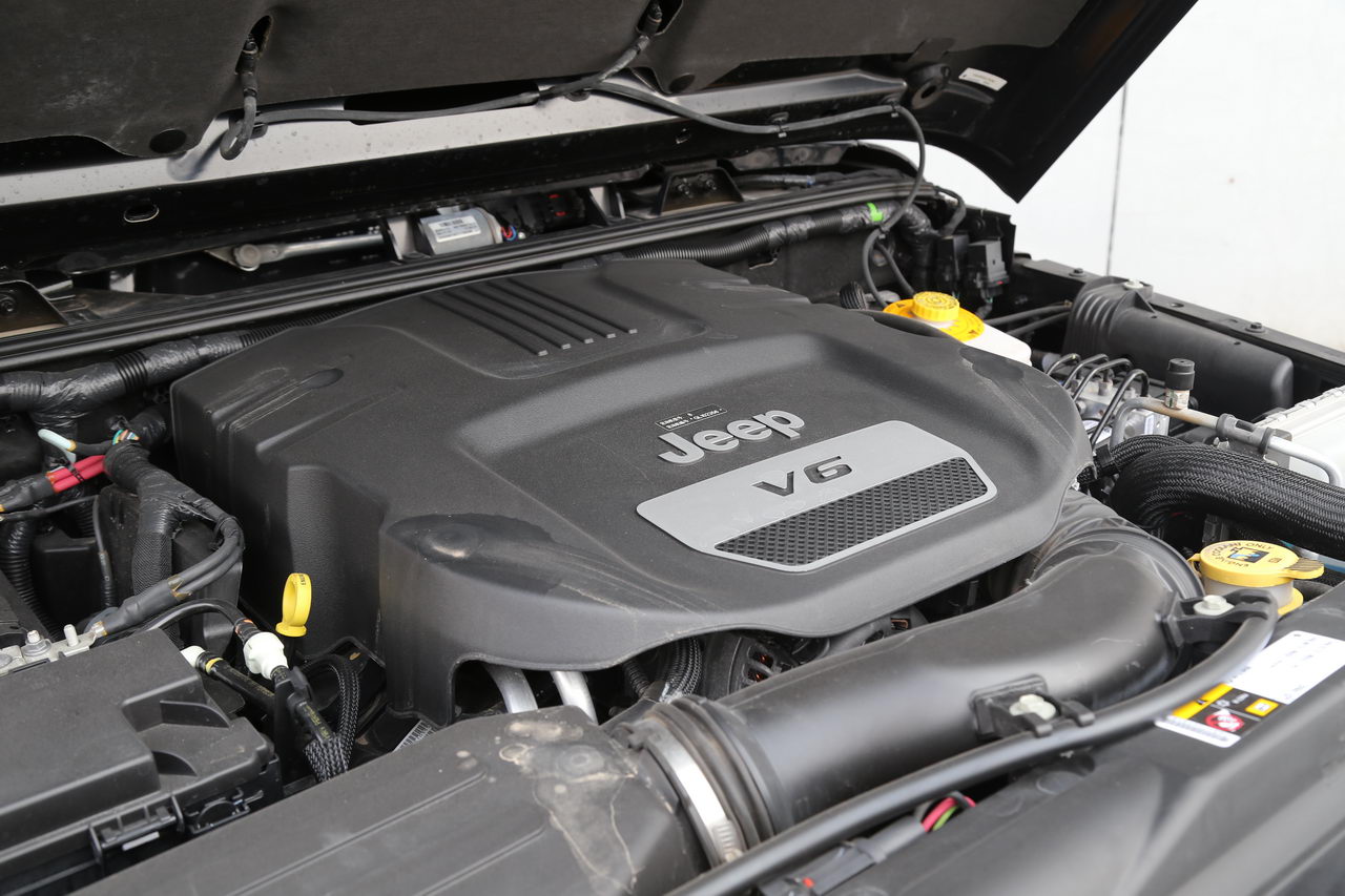 2016款牧马人3.0L自动75周年致敬版