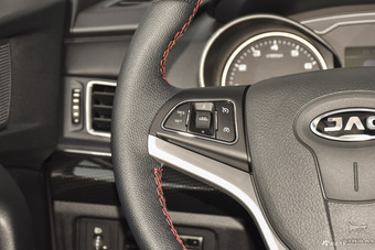 2018款瑞风S3定制版1.6L CVT豪华智能型