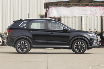 2018款荣威RX5 1.5T 20T自动两驱互联网智尊版