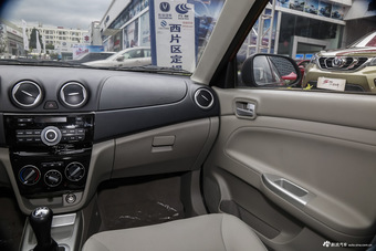 2015款悦翔V3 1.4L手动温馨型
