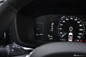 2018款沃尔沃XC60 2.0T自动T4智逸版