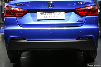 长安悦翔V7 1.0T GDI