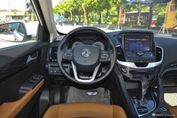 2016款风度MX5 2.0L 自动旗舰版