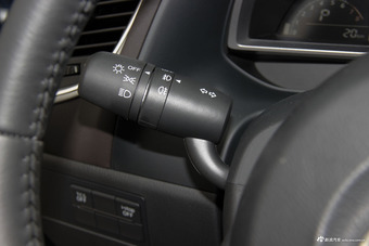 2016款马自达CX-4 2.0L自动两驱蓝天品位版