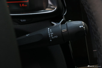 2018款DS 5LS 1.6T自动30THP尊贵型