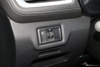 2018款斯威X7 1.5T手动豪华型7座