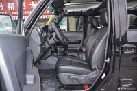 2016款北京BJ40L 2.3T自动四驱尊享版