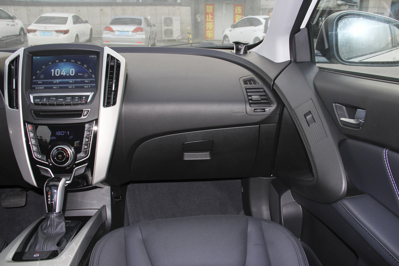 2017款优6 SUV 1.8T自动魅力升级型