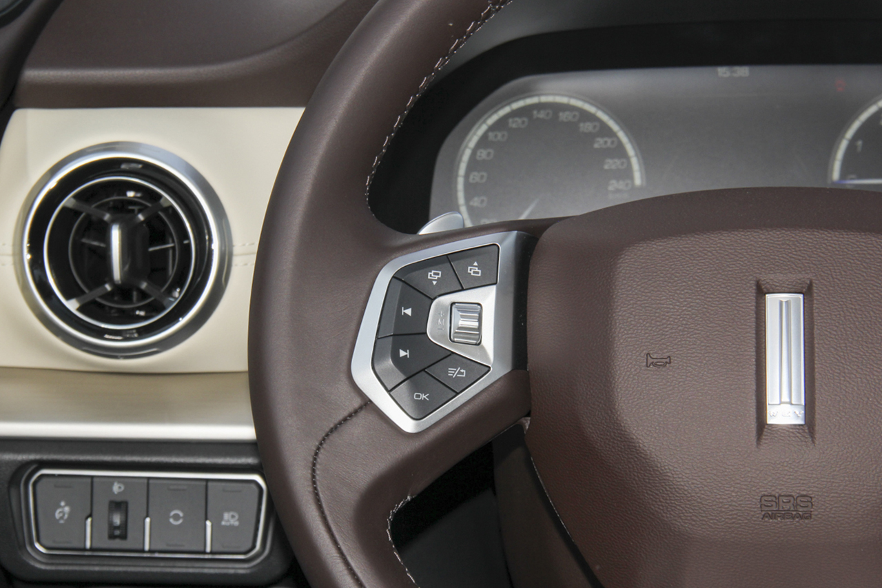 2018款WEY VV6 2.0T自动两驱超豪型