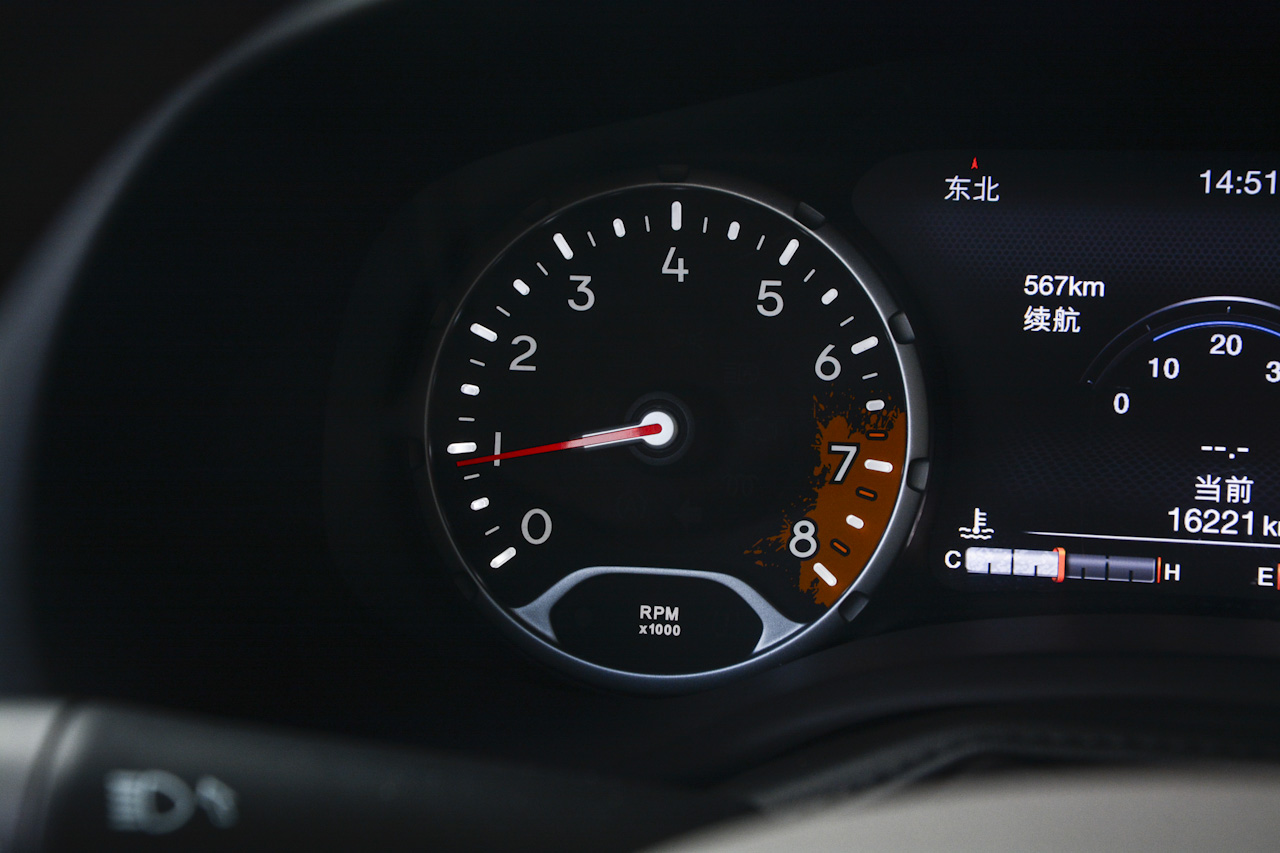 2017款自由侠1.4T自动智能版