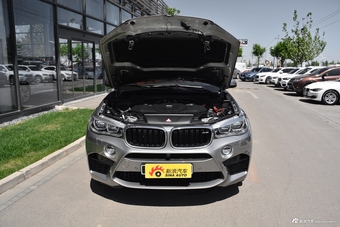 2018款宝马X6M 4.4T自动