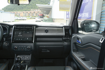 2018款欧尚X70A 1.5L手动豪华型