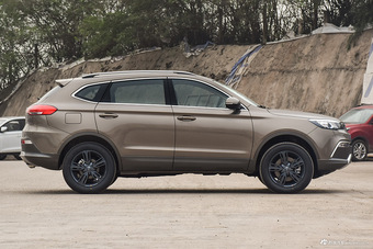 2017款猎豹CS10 1.5T自动精英型