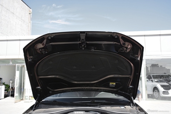 2018款奥迪A6L 2.0T自动30周年年型 35 TFSI 运动型