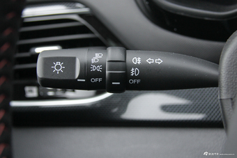 2017款欧尚1.5L手动标准型