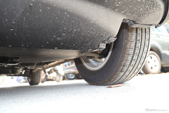 2016款汉腾X7 1.5T手动舒适型 