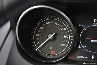 2018款捷豹F-TYPE 3.0T自动硬顶版