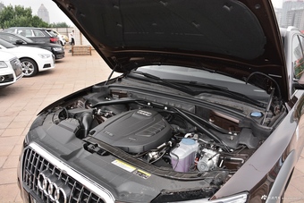 2017款奥迪Q5 Plus 2.0T自动40TFSI技术型