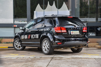 2013款酷威2.4L自动尊尚版