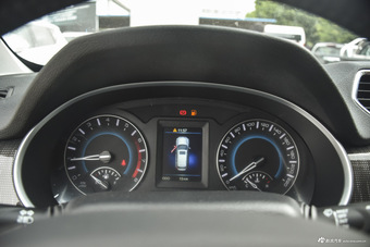 2017款哈弗H2 1.5T手动两驱精英型蓝标