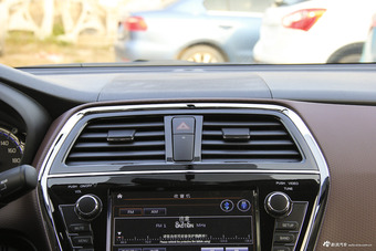 2017款骁途1.6L自动两驱都市时尚型