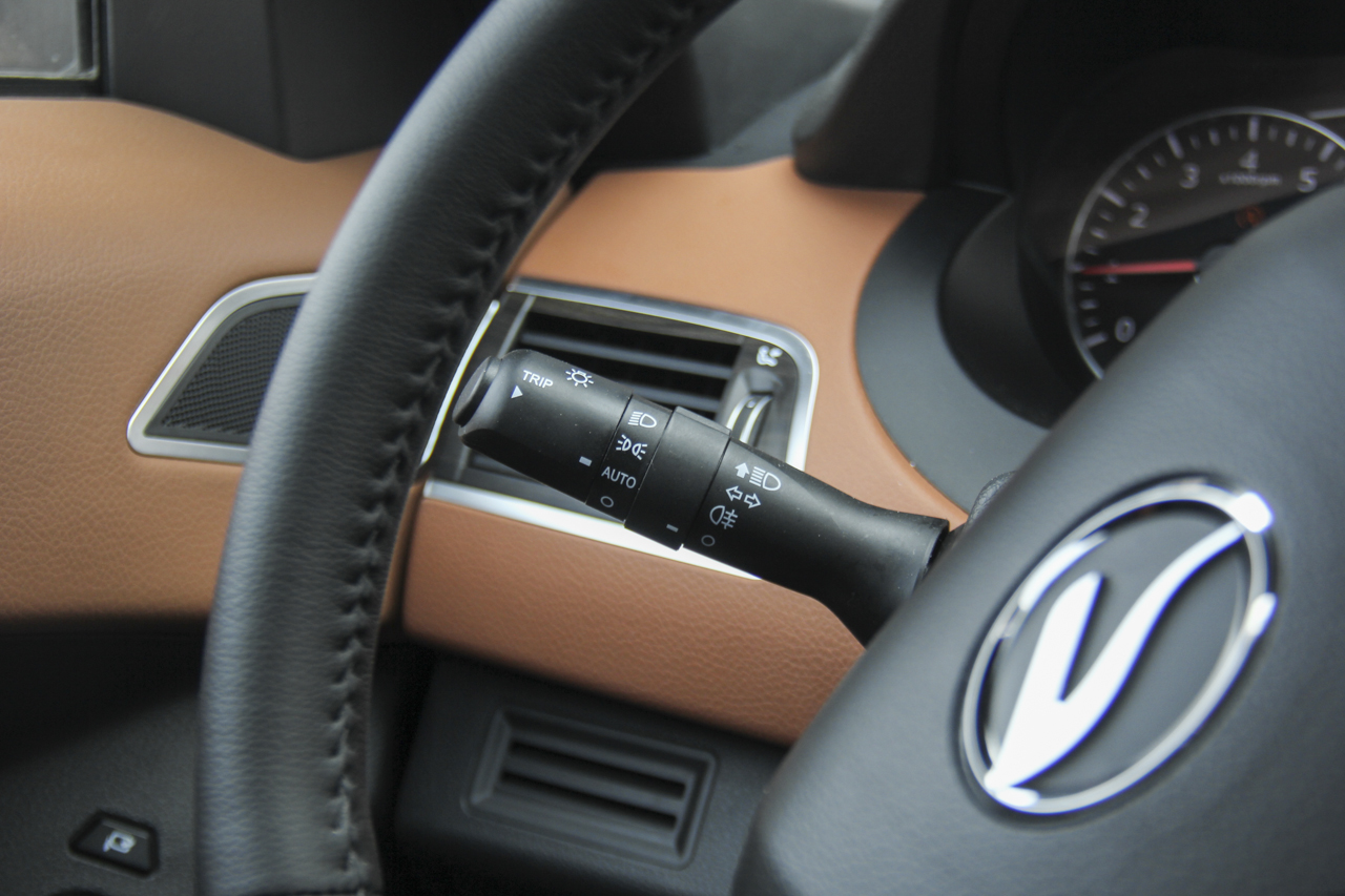 2018款陆风X7劲越 1.5T自动全景尊贵型