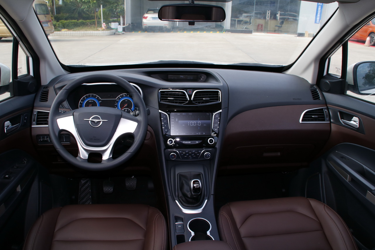 2017福美来七座版1.5T手动适·享型7座