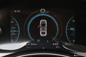 2018款众泰Z700H 1.8T DCT尊享型