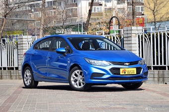 2017款科鲁兹两厢1.5L 自动先锋天窗版