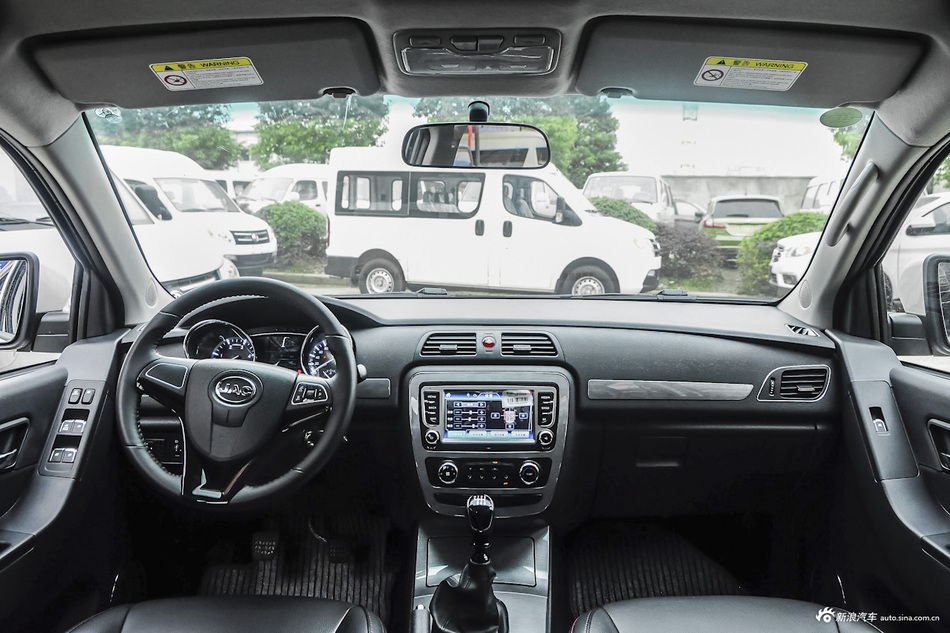 2015款帅铃T6 2.8T手动柴油新锐型长轴HFC4DA1-2C