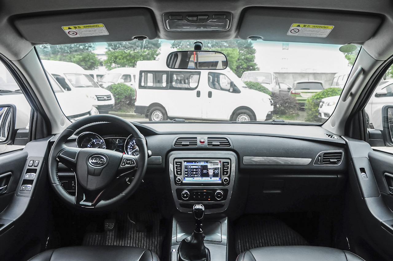 2015款帅铃T6 2.8T手动柴油新锐型长轴HFC4DA1-2C