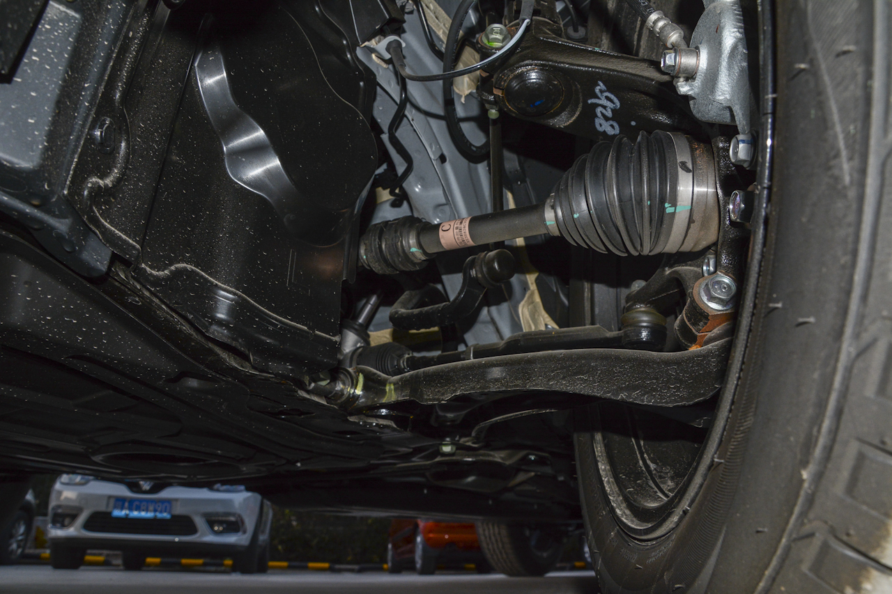 2017款科雷嘉2.0L自动豪华版