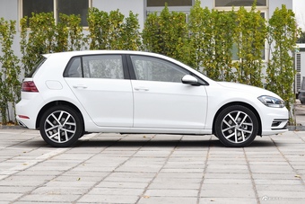 2019款高尔夫1.4T自动豪华型280TSI