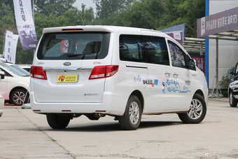 2018款瑞风M4 HB混合动力豪华型