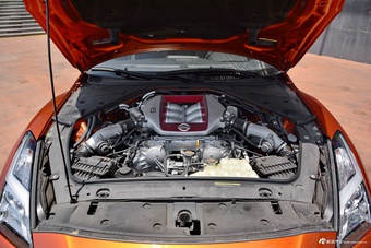 2014款日产GT-R 3.8T Premium Edition 黑色内饰图片
