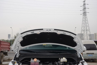 2016款东风风行F600  1.5T手动豪华型