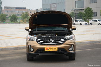 2017款传祺GS4 1.5T手动两驱豪华版235T