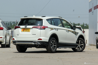 2016款RAV4荣放 2.0L自动两驱风尚版CVT
