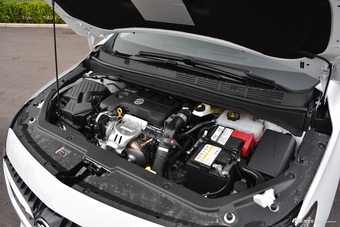 2018款别克GL6 1.3T自动18T豪华型5座