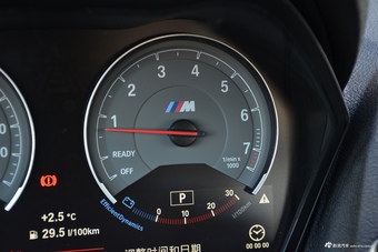 2016款宝马M2 3.0T自动
