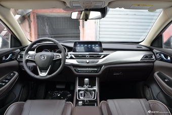 2018款睿骋CC1.5T自动尊雅型