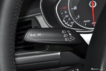 2017款奥迪A6L 2.5L自动30 FSI技术型