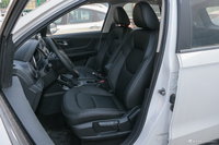 2018款奔腾X40网红版 1.6L手动豪华型