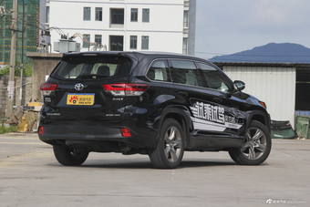 2018款汉兰达2.0T自动四驱尊贵版7座