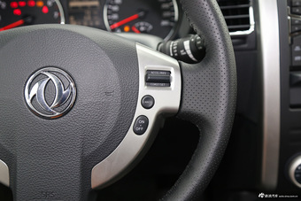 2016款风度MX6 2.0L自动两驱梦想版